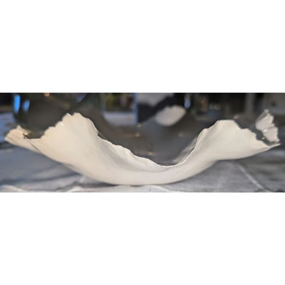 Unique Studio Pottery Bowl Moose Stencil Rough Scalloped Edge White Green 11 in. - Picture 2 of 7